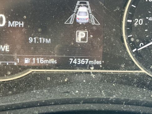Used 2024 Nissan Versa SV FWD image 26