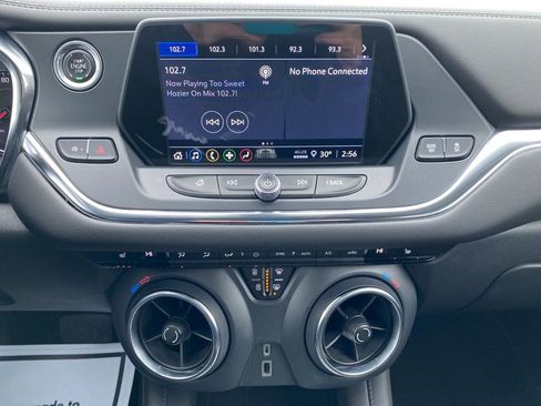 Used 2022 Chevrolet Blazer LT image 25