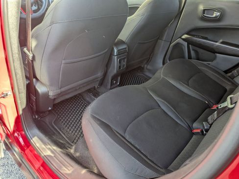 Used 2020 Jeep Compass Sport image 35