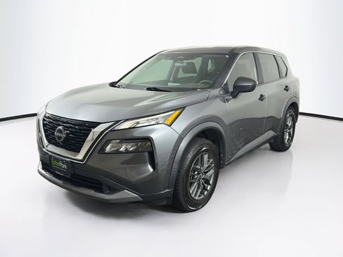 Used 2023 Nissan Rogue S FWD image 3