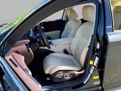 Used 2018 Lexus LS 500 AWD w/ Interior Upgrade Package image 8