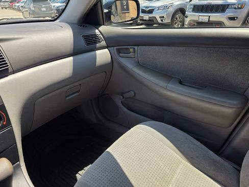 Used 2006 Toyota Corolla CE image 34