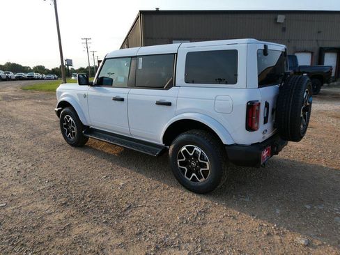 New 2026 Ford Bronco Outer Banks AWD/4WD image 8