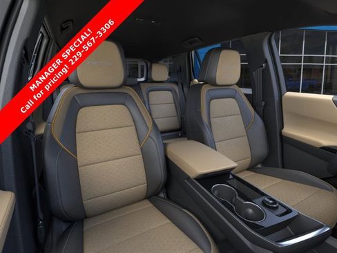 Used 2026 Chevrolet Equinox ACTIV w/ Convenience Package III image 16