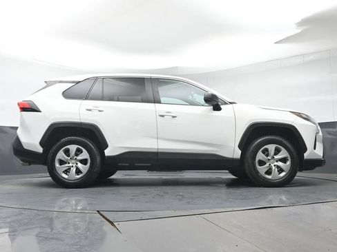 Certified 2023 Toyota RAV4 LE AWD/4WD image 33