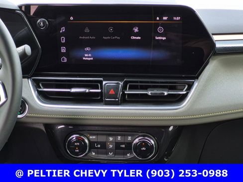 Used 2025 Chevrolet TrailBlazer ACTIV w/ Convenience Package FWD image 35