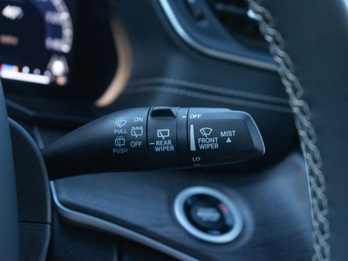 Used 2023 Jeep Grand Cherokee Limited w/ Trailer Tow Prep Group (B) image 24