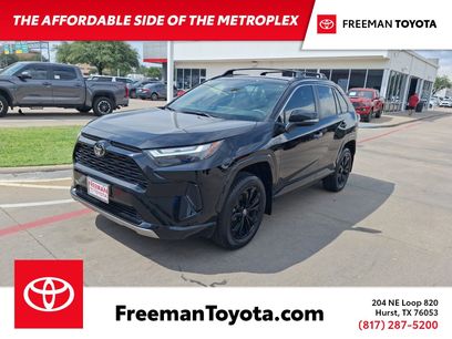 Used 2025 Toyota RAV4 SE