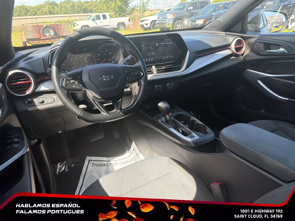 Used 2024 Chevrolet Trax RS FWD image 29