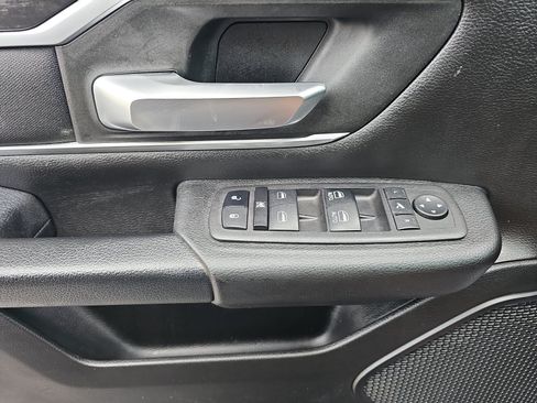 Used 2023 RAM 1500 Big Horn AWD/4WD image 24