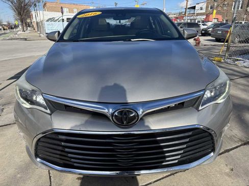 Used 2016 Toyota Avalon Limited w/ Toyota Safety Sense Package image 2