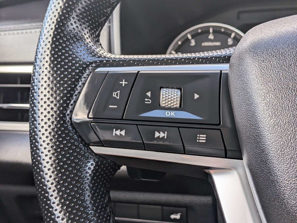 Used 2024 Mitsubishi Outlander SE AWD/4WD image 36