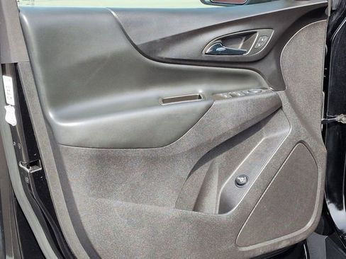 Used 2024 Chevrolet Equinox LT image 14