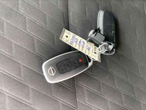 Used 2023 Nissan Kicks SV FWD image 15