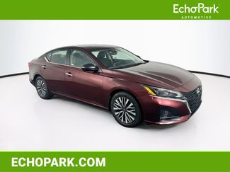 Used 2025 Nissan Altima 2.5 SV FWD video 1