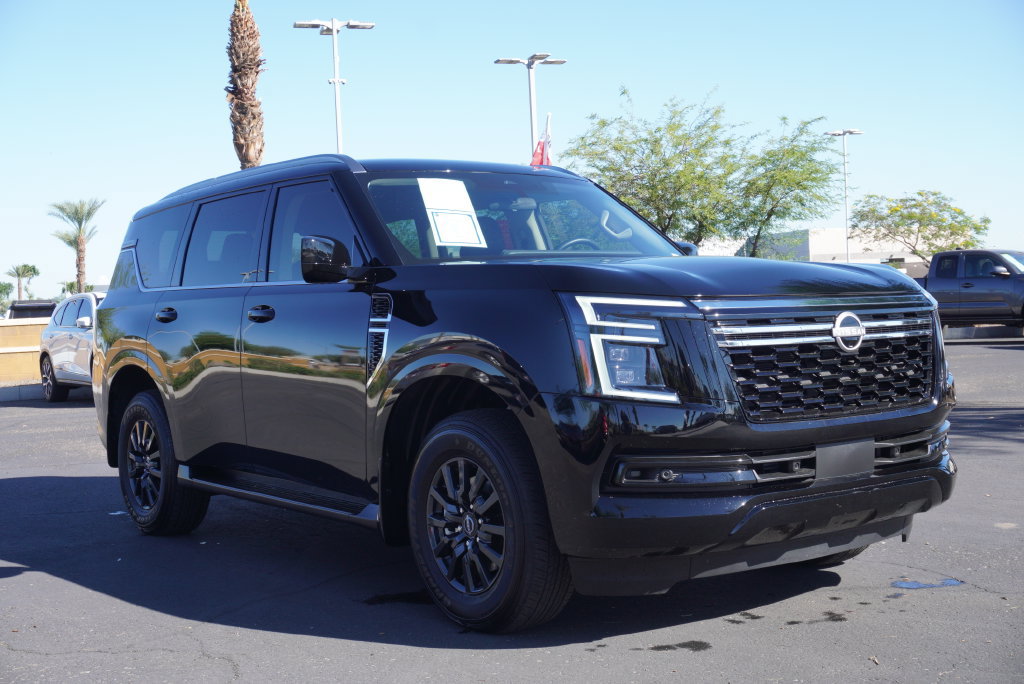 Certified 2025 Nissan Armada SV AWD/4WD image 4