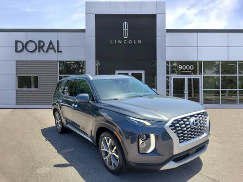 Used 2022 Hyundai Palisade SEL w/ 8P Bench Seat Package FWD image 1
