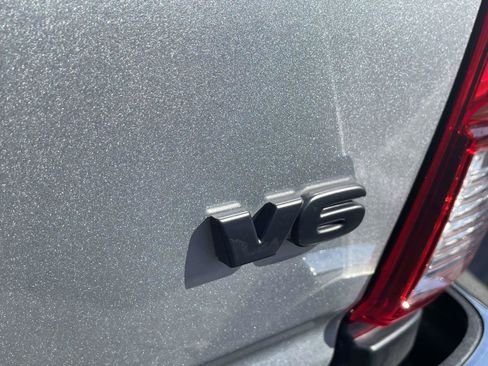 Used 2023 Toyota Tacoma SR5 RWD image 9