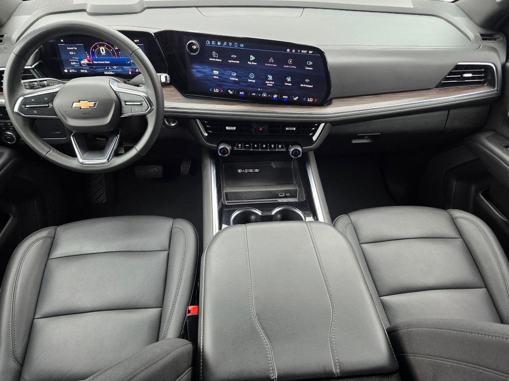 Used 2025 Chevrolet Tahoe LT AWD/4WD image 17