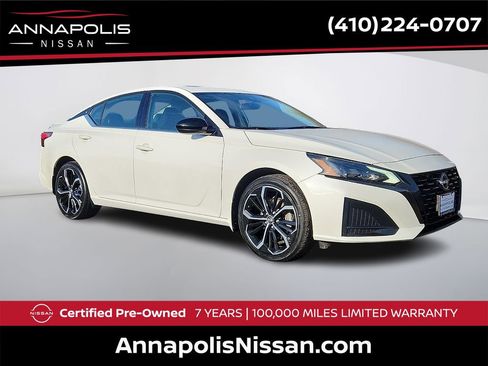 Certified 2023 Nissan Altima 2.5 SR w/ SR Premium Package image 1