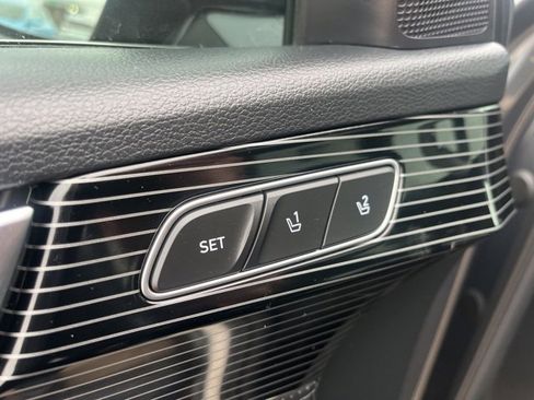 Used 2024 Hyundai Palisade Calligraphy image 12