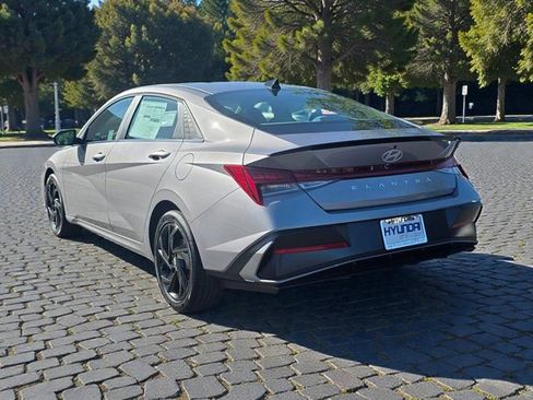 New 2026 Hyundai Elantra SEL Sport Premium FWD image 6