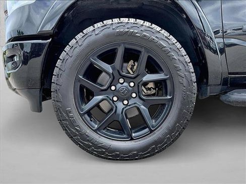 Used 2021 RAM 1500 Laramie AWD/4WD image 10
