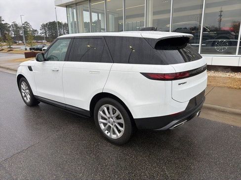 Used 2024 Land Rover Range Rover Sport SE image 9