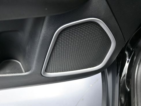 Used 2019 Jeep Compass Latitude w/ Popular Equipment Group image 14