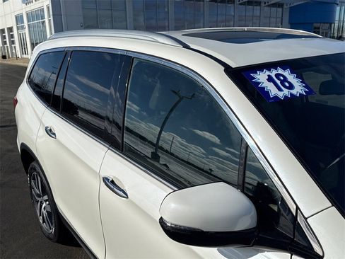 Used 2018 Honda Pilot Elite image 14