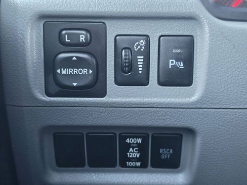 Used 2010 Toyota 4Runner SR5 w/ Convenience Pkg AWD/4WD image 52