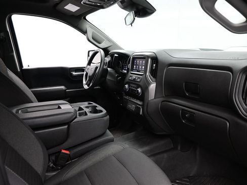 Used 2025 Chevrolet Silverado 1500 Custom Trail Boss w/ LPO, Dark Essentials Package AWD/4WD image 11