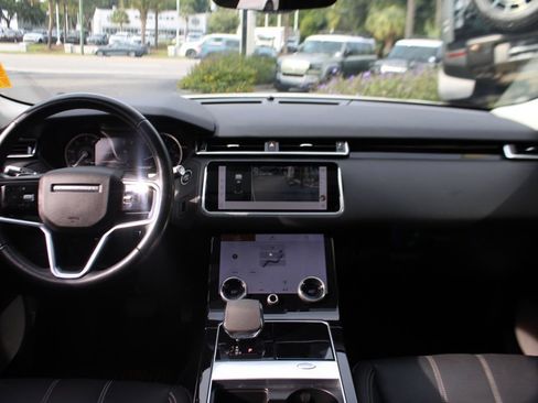 Certified 2022 Land Rover Range Rover Velar S image 19