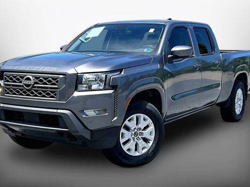 Used 2023 Nissan Frontier SV w/ Technology Package AWD/4WD image 3