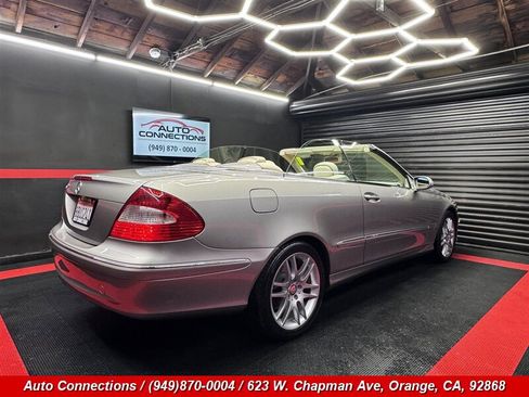 Used 2009 Mercedes-Benz CLK 350 Cabriolet image 3