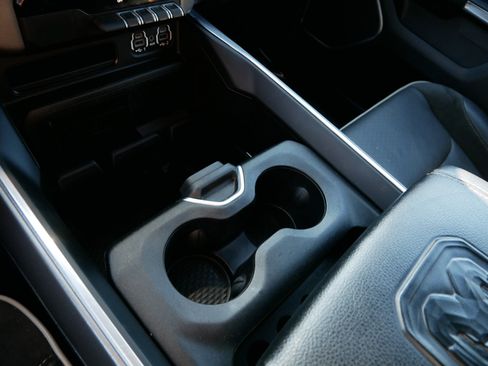 Used 2021 RAM 1500 Laramie image 30