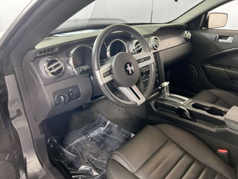 Used 2006 Ford Mustang GT Premium image 9