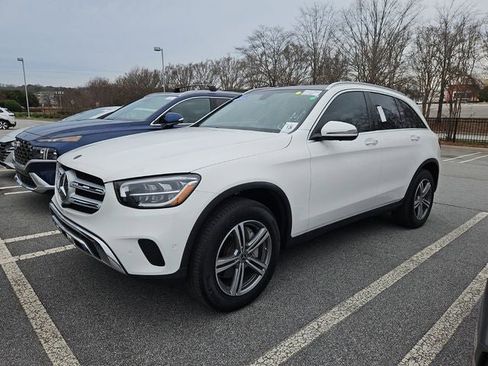 Used 2021 Mercedes-Benz GLC 300 4MATIC w/ Premium Package image 3