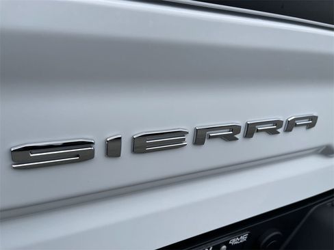 New 2025 GMC Sierra 2500 AT4X w/ AT4X AEV Edition image 33