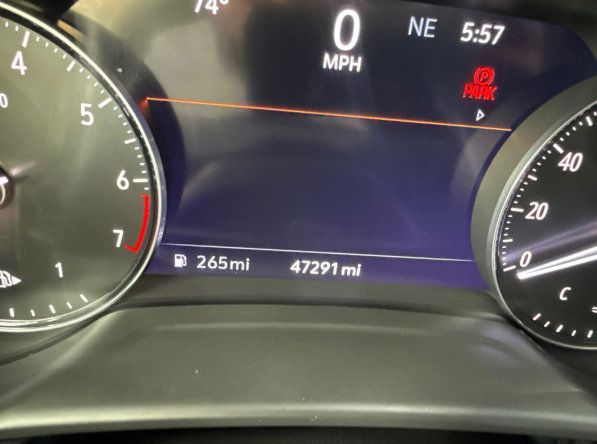 Used 2023 Buick Envision Essence AWD/4WD image 5