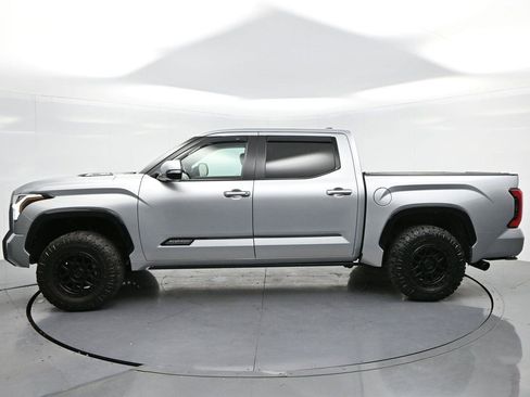 Used 2024 Toyota Tundra Platinum AWD/4WD image 3