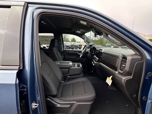 New 2026 GMC Sierra 1500 Elevation w/ Elevation Select Package AWD/4WD image 12