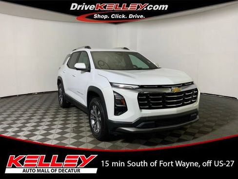 Used 2025 Chevrolet Equinox LT w/ Convenience Package II FWD image 1