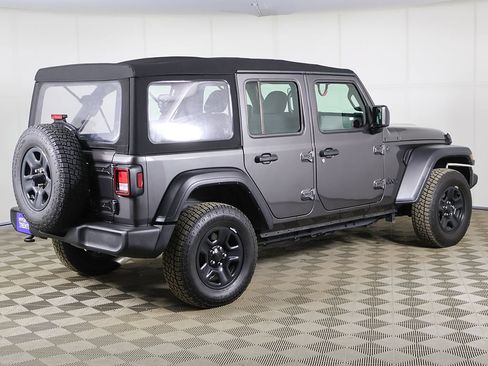 Used 2024 Jeep Wrangler Unlimited Sport AWD/4WD image 7