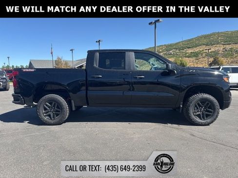 Used 2026 Chevrolet Silverado 1500 Custom Trail Boss w/ LPO, Dark Essentials Package image 3