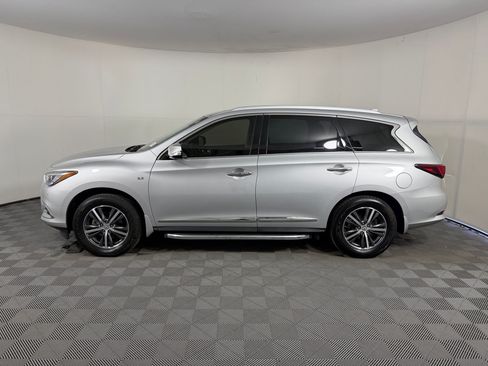 Used 2018 INFINITI QX60 FWD w/ Premium Plus Package image 2