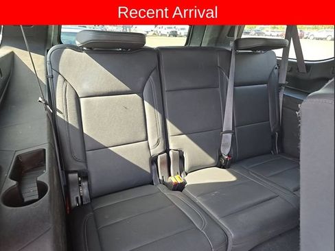 Used 2024 Chevrolet Suburban Z71 AWD/4WD image 10