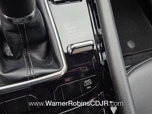 New 2026 Jeep Compass Latitude image 22