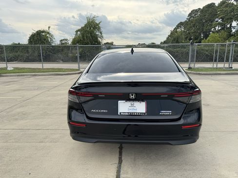 Certified 2023 Honda Accord Sport image 7