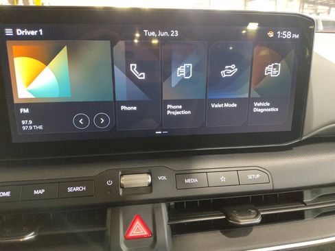 Used 2025 Kia K4 FWD image 25